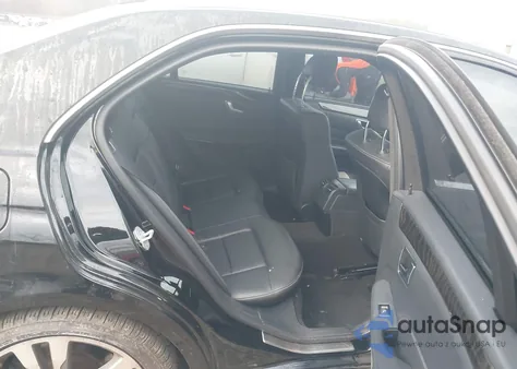 2014 Mercedes-Benz E 350 z USA, uszkodzony, nr VIN WDDHF5KB2EB030101